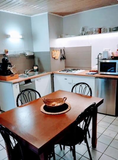Maison De Village Appartement Rdc Avec Terrasse Gy エクステリア 写真